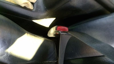 2010-2012 Lexus Hs250h Driver Left Front Seat Belt Buckle Receiver Oem Black 25