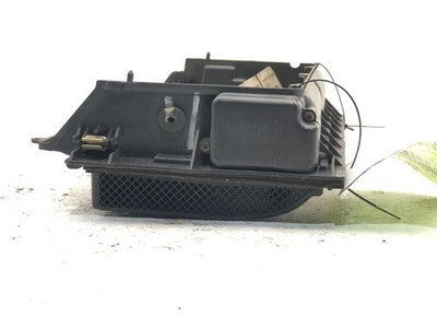 1997-2003 Audi A8 Blower Motor Air Inlet Assembly Cover Housing Heater Housing