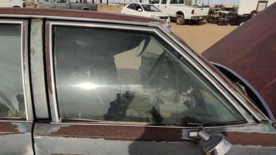 Chevy Caprice Passenger Right Front Side Window Door Glass Oem Dd05582gt
