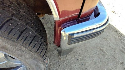 1992-00 Gmc Yukon Passenger Right Moulding From Fender Oem Trim Strip Maroon