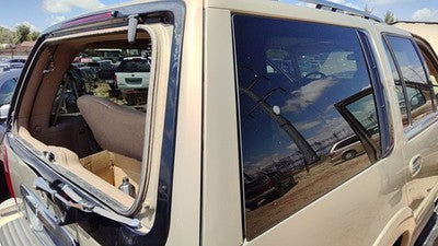 1998 Lincoln Navigator Passenger Right Rear Moulding On Quarter Panel Gold Bi