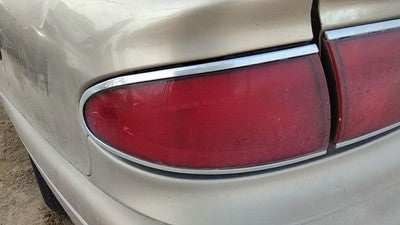 1997-2005 Buick Century Driver Left Tail Light Brake Lamp Oem Rear 19149889