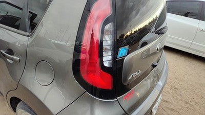 2014-2019 Kia Soul Driver Left Tail Light Brake Lamp Oem Rear 92401B2010