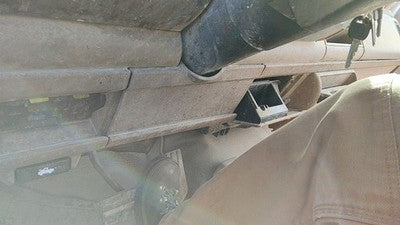 92-94 Chevy Silverado 1500 Lower Dash Under Column Knee Bolster Trim Panel Tan