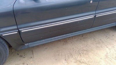 91 Mitsubishi Galant Vr-4 Driver Left Front Moulding From Door Trim Strip Green