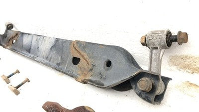 00 Escalade Torsion Bar Cross Member Brace Wh Hardware Keys Tahoe Suburban Yukon