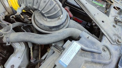 94-96 Olds Cutlass Ciera Air Cleaner Filter Box Oem Intake Housing 3.1L 25099407