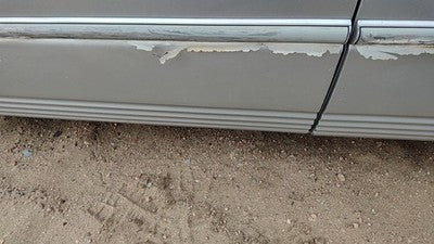 2000 Chrysler Town & Country Driver Left Front Moulding From Door Trim Silver