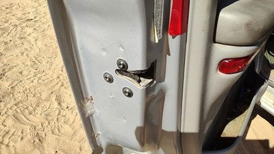 2000 Chevy Venture Driver Left Front Door Latch With Rods/Cables Oem