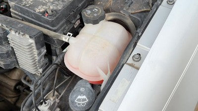 2003-2007 Saturn Ion Coolant Reservoir Radiator Overflow Tank Bottle Oem 2.2L