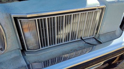 75 Cutlass Supreme Passenger Right Front Grille With Light 551734 2 Door Coupe