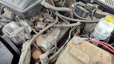 2002-2012 Jeep Liberty Driver Left Valve Cover Oem 3.7L 53021937Ac
