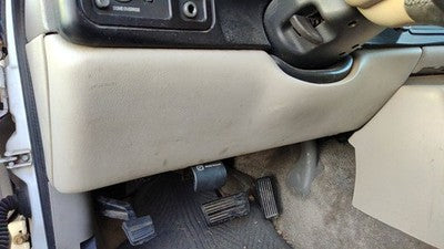 00-02 Suburban Lower Dash Under Column Knee Bolster Trim Panel 922 Light Gray