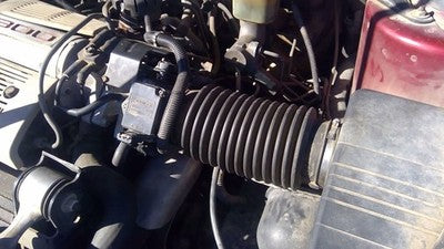 1988 Olds Toronado Trofeo Air Intake Tube Resonator Pipe Elbow Rubber Hose 3.8L