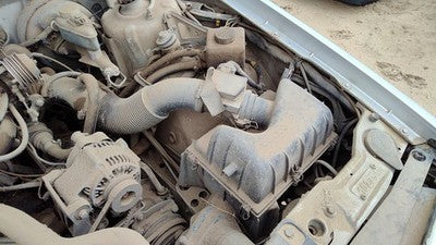 1991 Volvo 740 Complete Air Intake Filter Box Housing With Tube Oem 2.3L