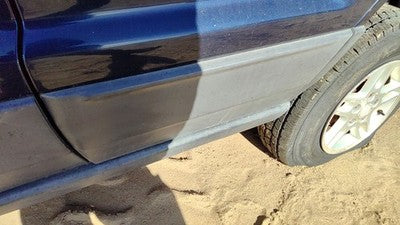 03-04 Jeep Grand Cherokee Driver Left Rear Moulding From Door Back Trim Strip