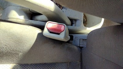 06-11 Hyundai Accent Driver Left Front Seat Belt Buckle Receiver Fz Gray 4 Door
