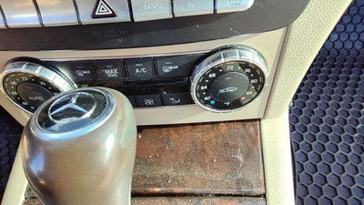 2013-2014 Mercedes C300 Temperature Control Module In Dash Heater Ac Head Unit