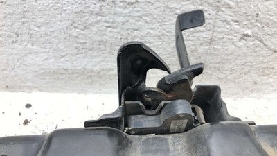 2007-2009 Pontiac Torrent Hood Latch Assembly With Bracket Oem 89025456