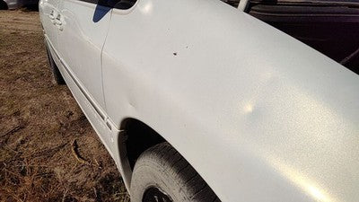 1996-2000 Town & Country Passenger Right Front Fender Oem Pwp Golden White Hail