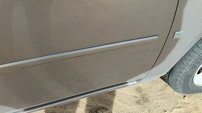 2006 Chevy Impala Passenger Right Front Moulding From Door Trim Strip Bronze 53U