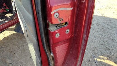 1996 Nissan Hardbody Passenger Right Front Door Latch With Rods/Cables Oem