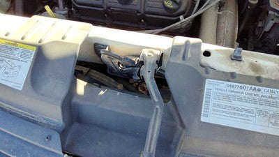 2005-2007 Dodge Caravan Hood Latch Assembly With Bracket Oem 04860439Ac