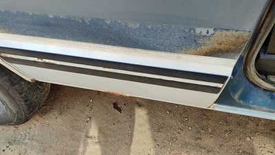 94 Chevy S10 Blazer Passenger Right Rear Moulding From Door Oem Back Trim Strip