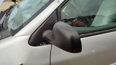 1996-2000 Chrysler Town & Country Driver Left Side Mirror Door Mounted Silver
