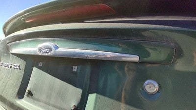 00 Taurus License Plate Trim Surround Panel Tail Trunk Finish Su Tropic Green