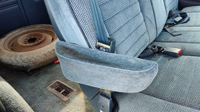 1991-95 GMC Safari Passenger Right Rear Arm Rest Side Back Seat OEM RH 15649704
