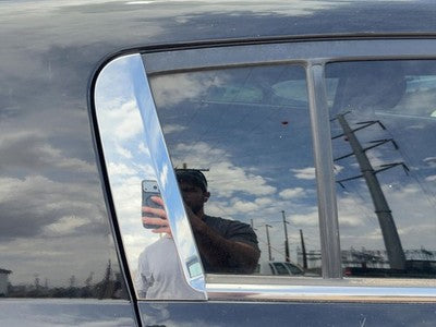 10-16 Sportage Passenger Right Rear Vent Window Back Door Glass With Frame Oem