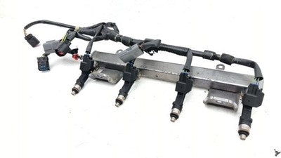 2006-2013 Mazda 3 Complete Fuel Rail With Injectors Set Loaded Oem 2.0L