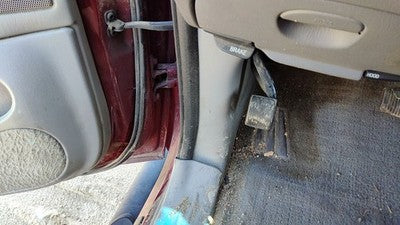 1997 Ford Expedition Driver Left Lower Kick Trim Panel Oem Gray F2