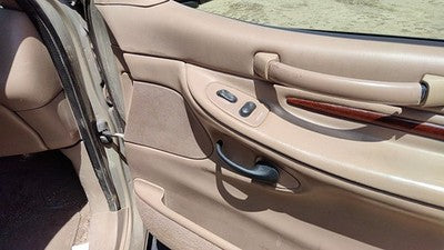 98 99 Navigator Passenger Right Front Inside Door Trim Panel Wth Switches Tan Kx