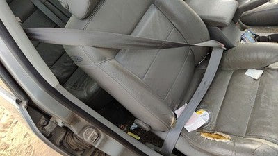 2002-2005 Vw Passat Passenger Right Front Seat Belt Retractor Oem Shoulder Gray