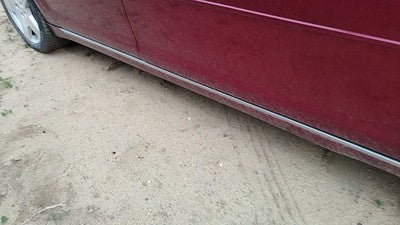 08-12 Malibu Passenger Right Lower Rocker Panel Moulding Side Skirt Red 80U