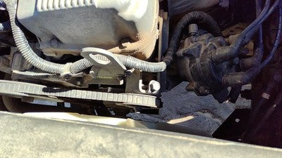 1996 Nissan Hardbody Drive Belt Tensioner Assembly Oem 2.4L