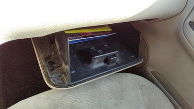 2006 Chevy Impala Glove Box Assembly Complete Door With Latch Oem Neutral 52C