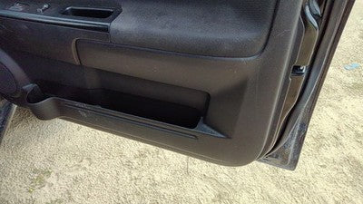 2007-12 Gmc Canyon Passenger Right Front Door Trim Panel With Switches Ebony 19J