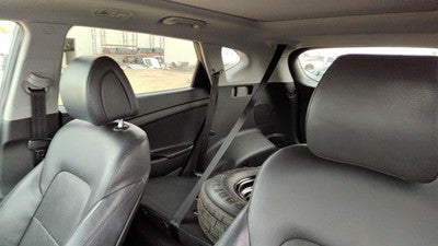 16-18 Hyundai Tucson Pair Of Headrests Oem Left Right Set Seat 88700D3020ttr