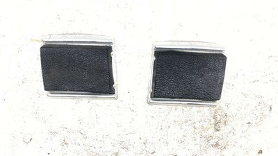 1989 Dodge D100 Driver Passenger Left Right Rear Cab Corner Mouding Pair Set Oem