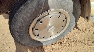 1993-1996 Gmc Van 3500 Set Of 4 Hub Caps Oem Wheel Covers 16 8 Lug 12542911