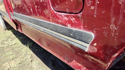 1991 Ford F150 Driver Left Rear Moulding On Quarter Panel Oem Front Box