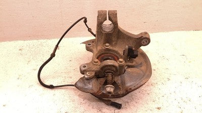 96-99 Sable Passenger Right Front Spindle Steering Knuckle With Wheel Hub
