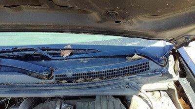 2007-2012 Nissan Sentra Driver Left Windshield Wiper Arm Oem Blade Lever