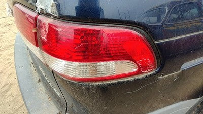 1998-2003 Toyota Sienna Passenger Right Outer Tail Light Brake Lamp Oem Rear