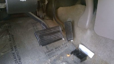 2005 Chevy Suburban Adjustable Gas And Brake Pedal Assembly Oem Power Slide Unit