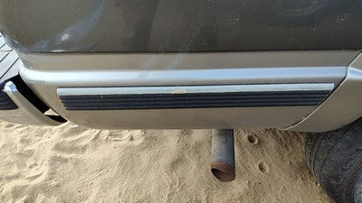 1999 Chevy Suburban Passenger Right Rear Moulding On Quarter Panel Oem