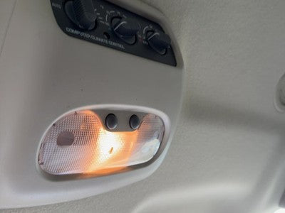 2001 Chevy Suburban Rear Overhead Console Dome Light Oem Tan 52I
